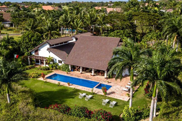 Stunning Home situated in a perfect location- Casa de Campo