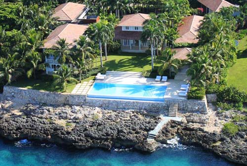 #2 Gorgeous oceanfront villa in prestigious location