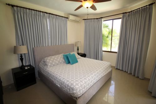 #1 Superb two storey villa with 6 bedrooms close to the beach