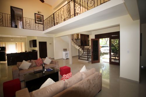#5 Superb two storey villa with 6 bedrooms close to the beach