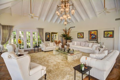 #6 Luxury Golf and Ocean View Villa in Superb Location-Punta Cana Realty