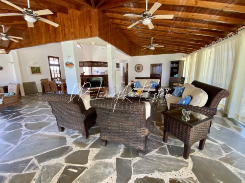 #4 A great income producing waterfront villa with great rental history!