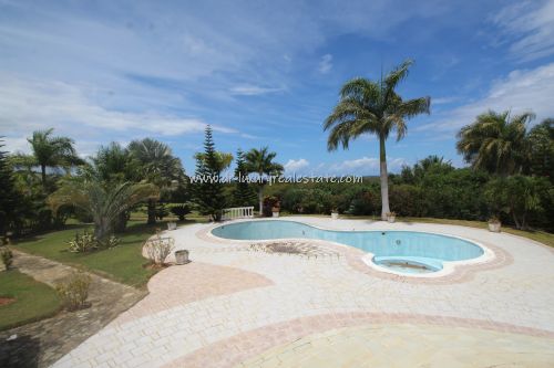 #4 Large villa with ocean view in select community