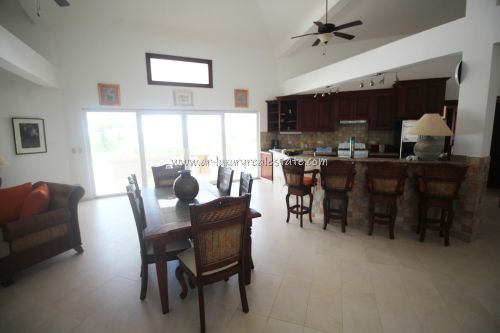 #5 Large villa with ocean view in select community