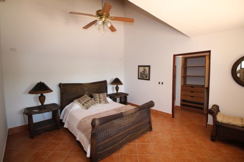 #11 Mansion with 6 Bedrooms and over 11000 sq ft living area Sosua