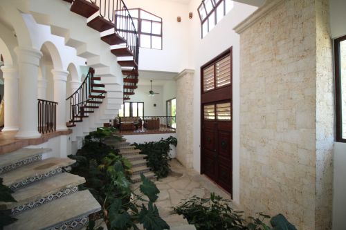 #13 Mansion with 6 Bedrooms and over 11000 sq ft living area Sosua