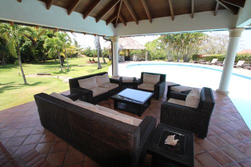 #16 Mansion with 6 Bedrooms and over 11000 sq ft living area Sosua
