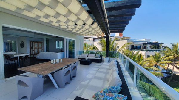 #0 Modern Beachfront Penthouse