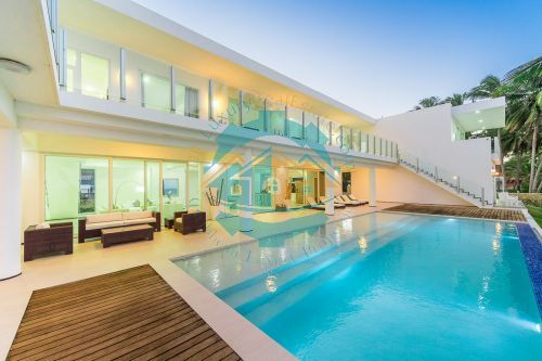 #12 Modern Luxury Beachfront Villa for Rent