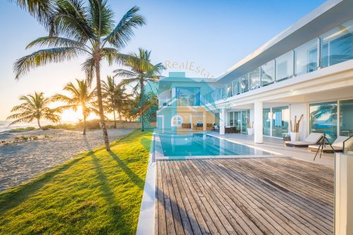 #1 Modern Luxury Beachfront Villa for Rent