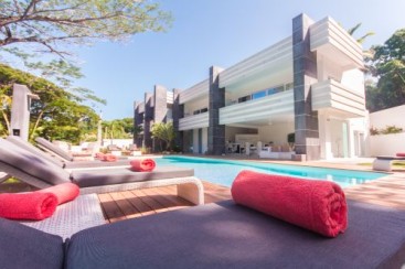 Luxury modern estate with exceptional rental potential