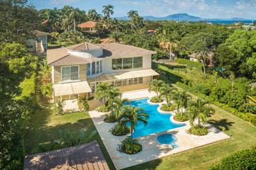 Modern villa with 4  in the Dominican Republic