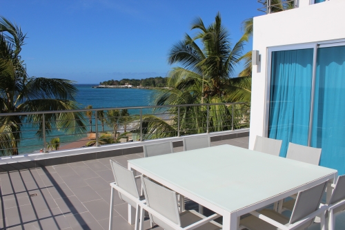#2 Luxury Modern 3 Bedroom Beach Front Condo with Beach Access