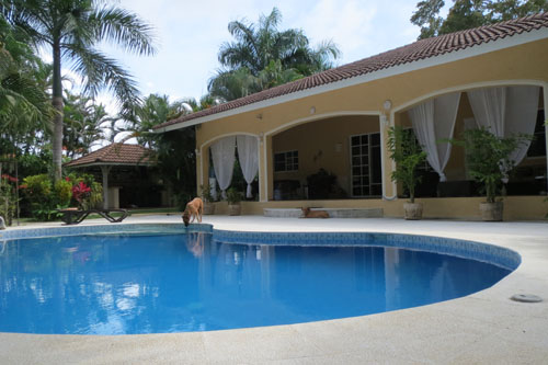 #8 Nice five bedroom villa with guesthouse close to the beach