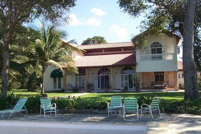 #2 Oceanfront Villa with 9 bedrooms in Sosua