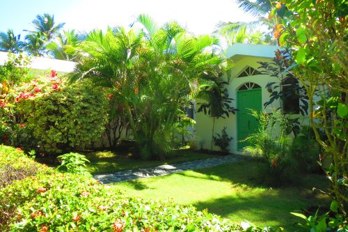 #4 Beachfront villa with separate guesthouse in gated community