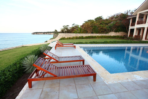#2 Oceanfront Villa with spacious accommodation