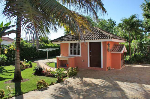 #4 Family Home with 3 Bedrooms and Guesthouse near Cabarete