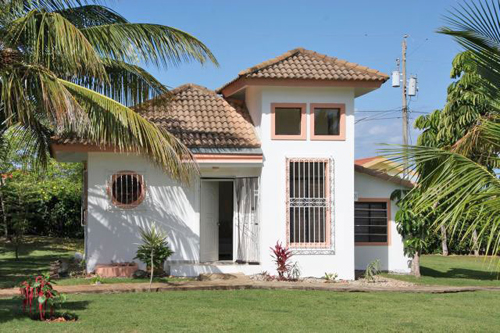 #3 Family Home with 3 Bedrooms and Guesthouse near Cabarete