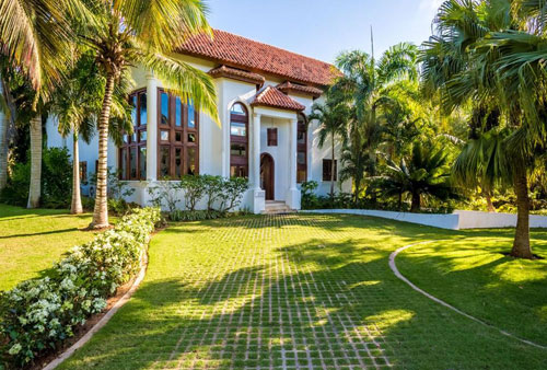 #8 Stunning tennis residence in prestigious gated beachfront community