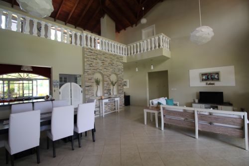 #6 Beautifully designed beachfront villa with 5 bedrooms and Guesthouse