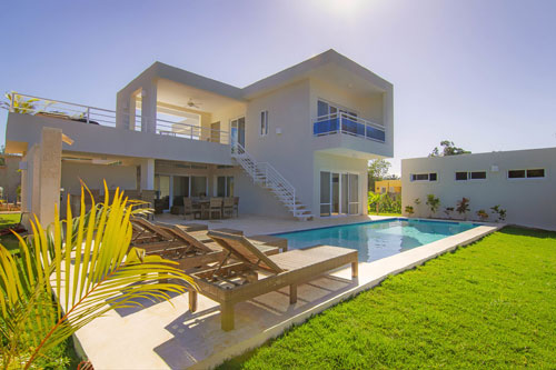 #1 Built to Order - Modern Villas in gated community with full services