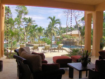 #9 Exquisite 14-Bedroom Beachfront Mansion in Orchid Bay Estates, Cabrera