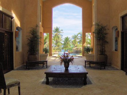 #10 Exquisite 14-Bedroom Beachfront Mansion in Orchid Bay Estates, Cabrera