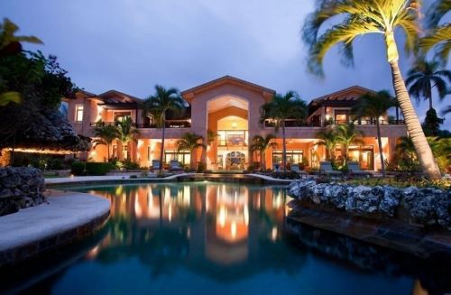 #12 Exquisite 14-Bedroom Beachfront Mansion in Orchid Bay Estates, Cabrera