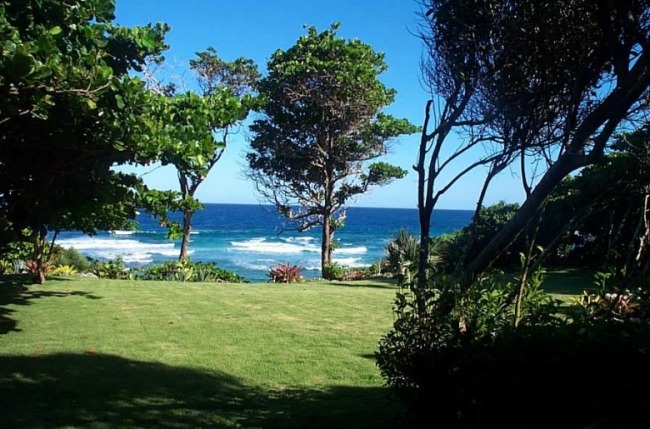 #14 Beachfront mansion with private beach in Cabrera