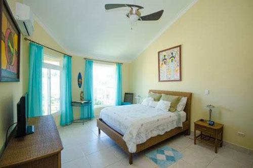 #1 Beachfront penthouse at excellent price