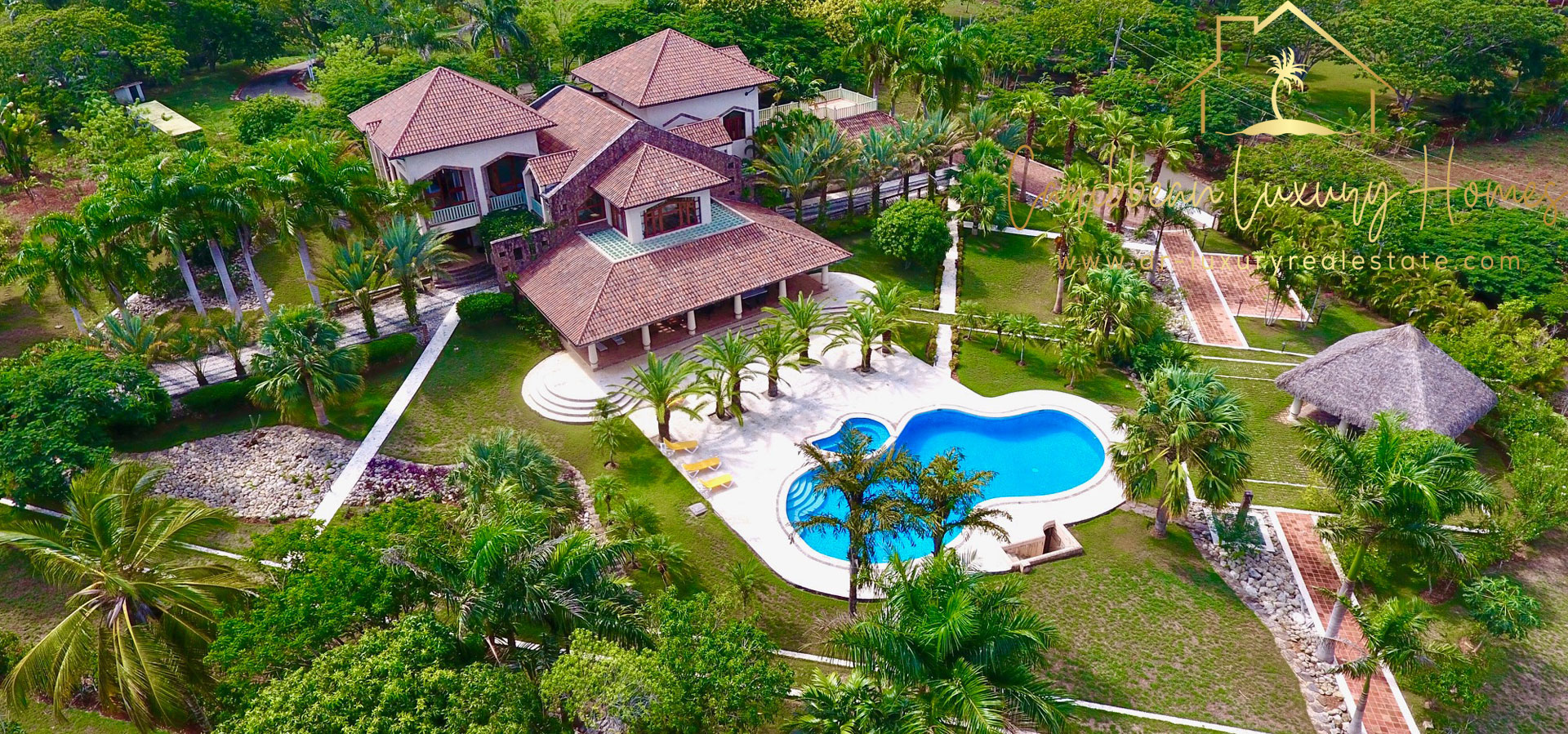 #0 Luxury mansion with magnificent tropical garden