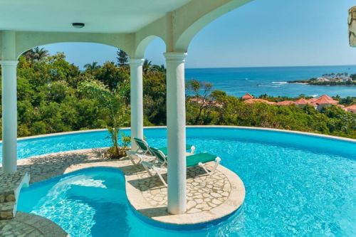 #14 Superb ocean view villa with excellent rental potential