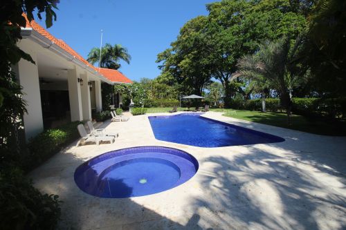 #17 Luxurious ocean view villa in select community just steps from the beach