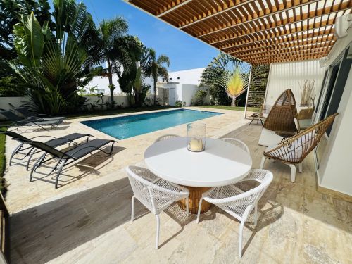 #16 Beautiful villa with 3 bedrooms and roof terrace inside ocean village